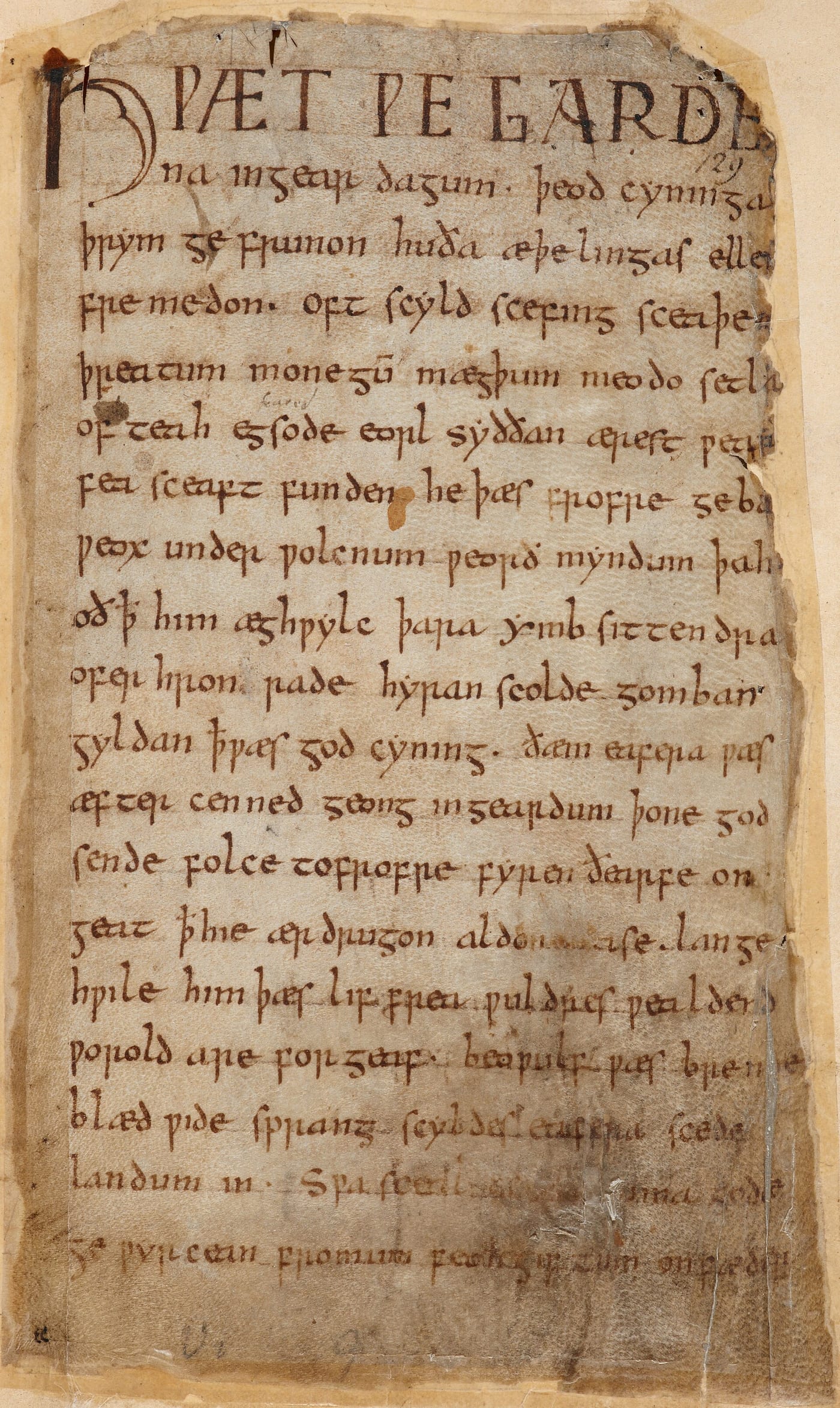 Page from the Beowulf manuscript (Nowell Codex, c. 1000 CE) showing the Old English text of the dragon-fight passage in Beowulf, British Library Cotton Vitellius A XV.